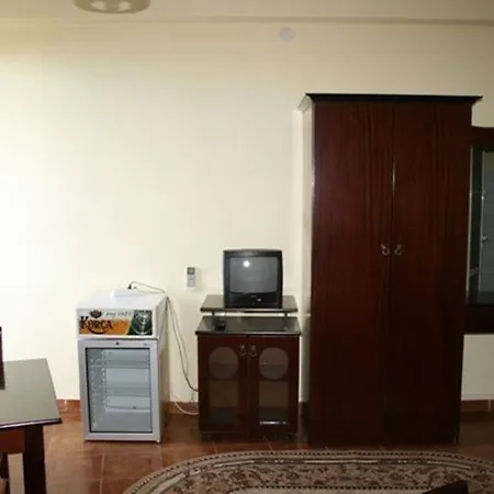 Szálloda Sirena Hotel Tushemisht