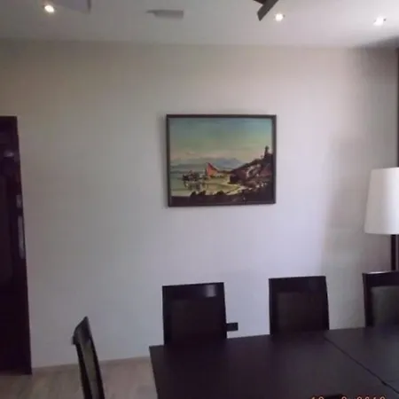 Szálloda Sirena Hotel Tushemisht