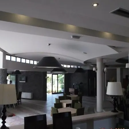 Sirena Hotel 3* Tushemisht
