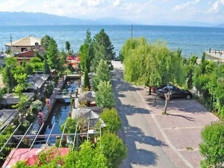 Szálloda Sirena Hotel Tushemisht