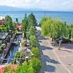 Szálloda Sirena Tushemisht