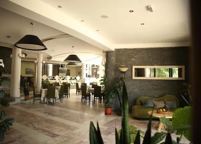 Sirena Hotell Tushemisht