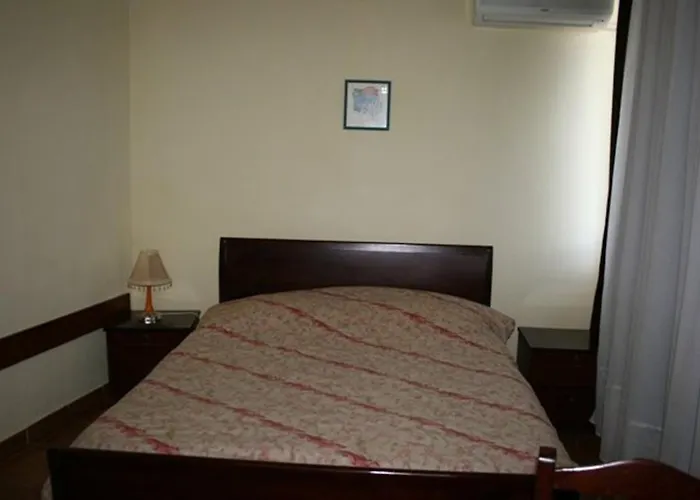 Hotell Sirena Tushemisht